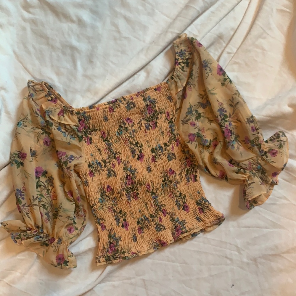 Floral Smocked Puff-Sleeve Crop Top - Yellow
